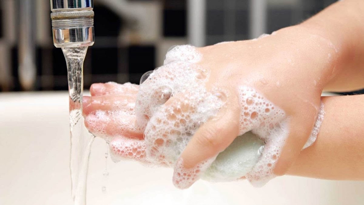 Rửa tay thường xuyên giúp phòng ngừa các bệnh tiêu hóa