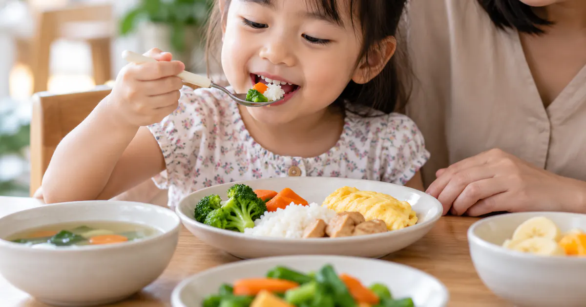 Khẩu phần cân đối hỗ trợ trẻ tăng cân và phát triển chiều cao